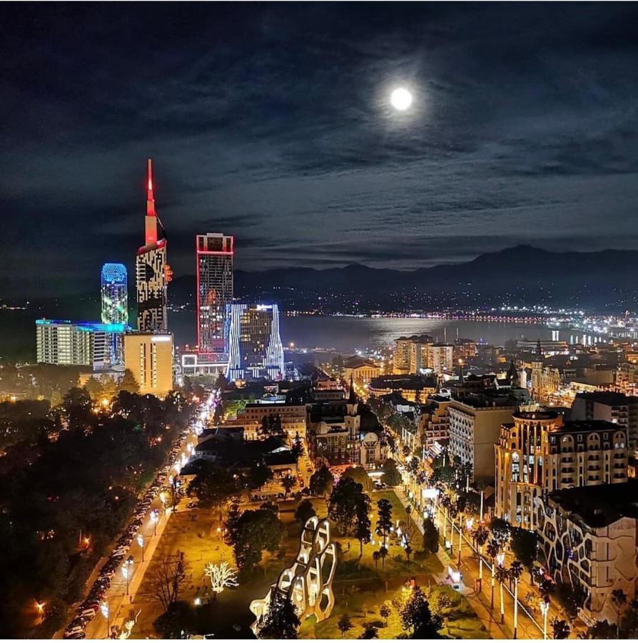 Orbi City Suites Batumi Luaran gambar