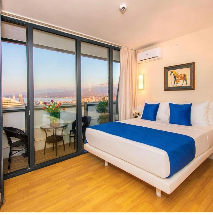 Orbi City Suites Batumi Luaran gambar