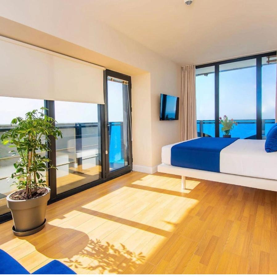 Orbi City Suites Batumi Luaran gambar