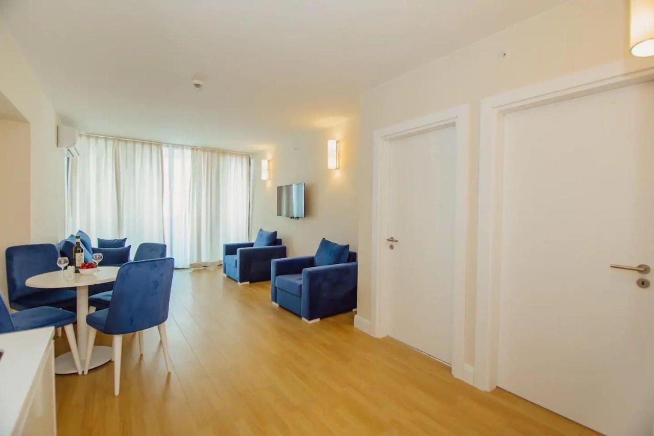 Orbi City Suites Batumi Luaran gambar